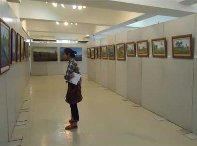 Exhibition Paradise Home Field