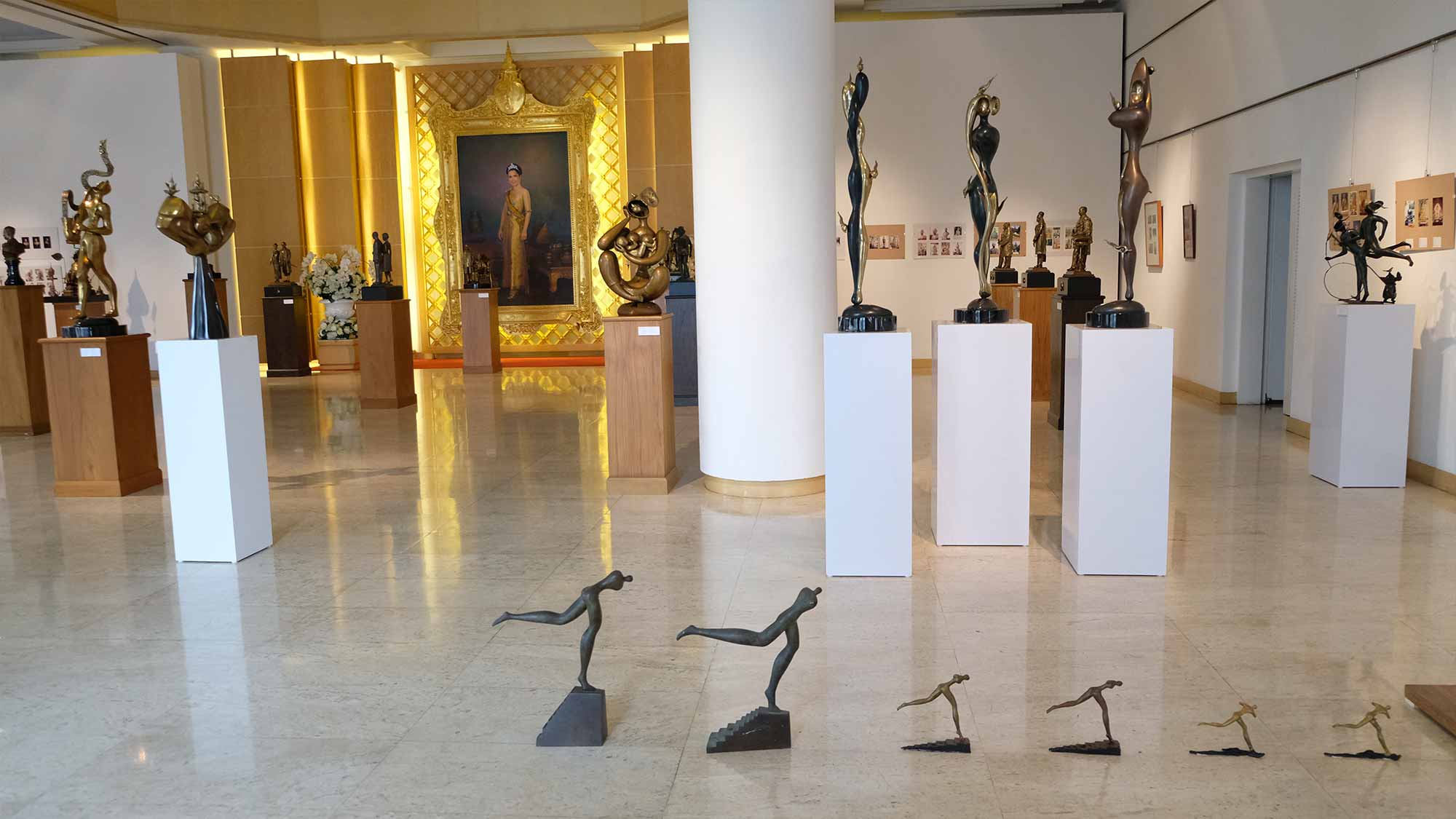 Exhibition The Reflection of Life 36 Years Retrospective By Manop Suwanpinta | นิทรรศการผลงานศิลปกรรม “เงาสะท้อนแห่งชีวิต” ผลงานย้อนหลัง 36 ปี โดย มานพ สุวรรณปินฑะ