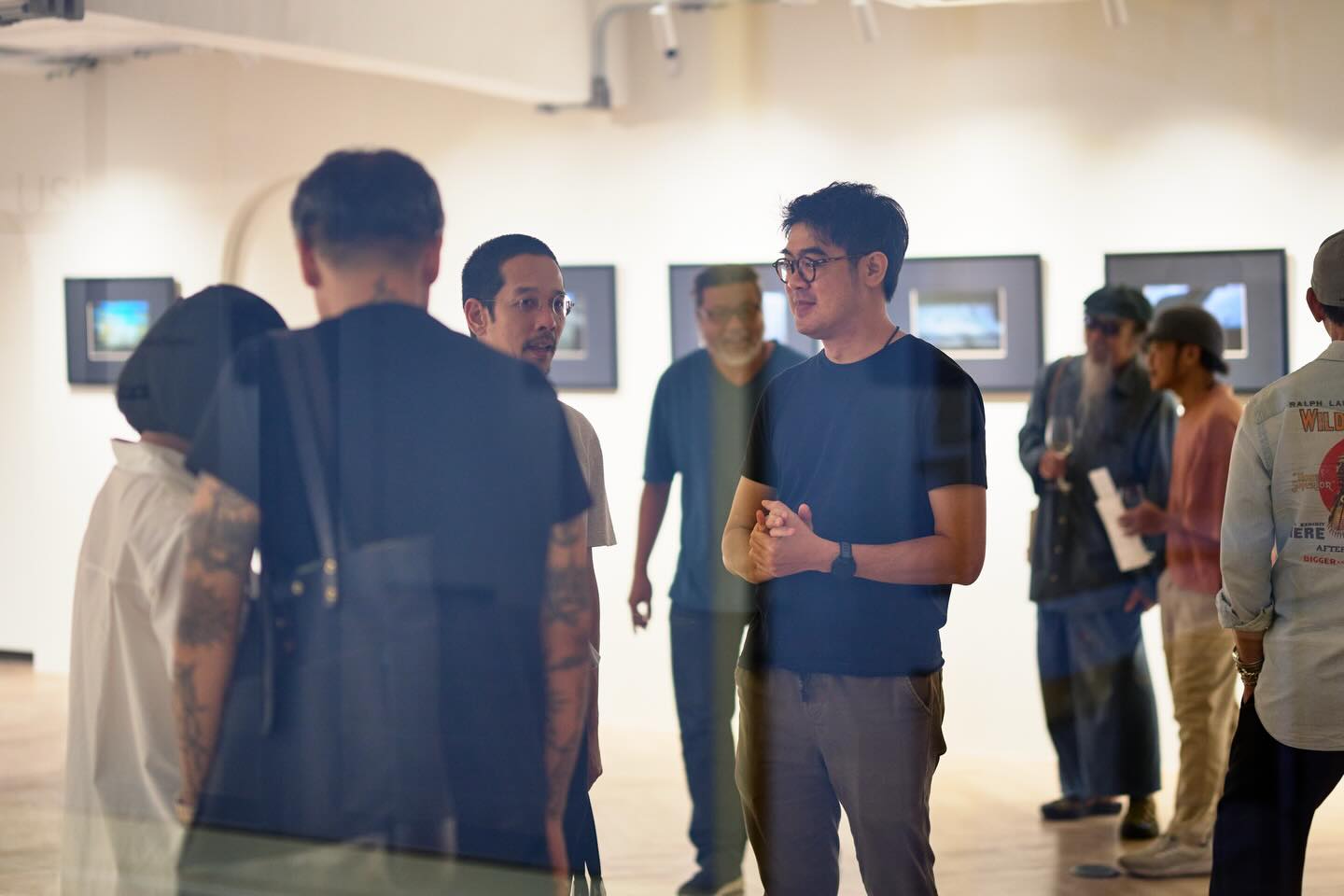 DELUSIONAL | DELUSIONAL - หลงผิด โดย มานิต ศรีวานิชภูมิ และ อัครา นักทำนา