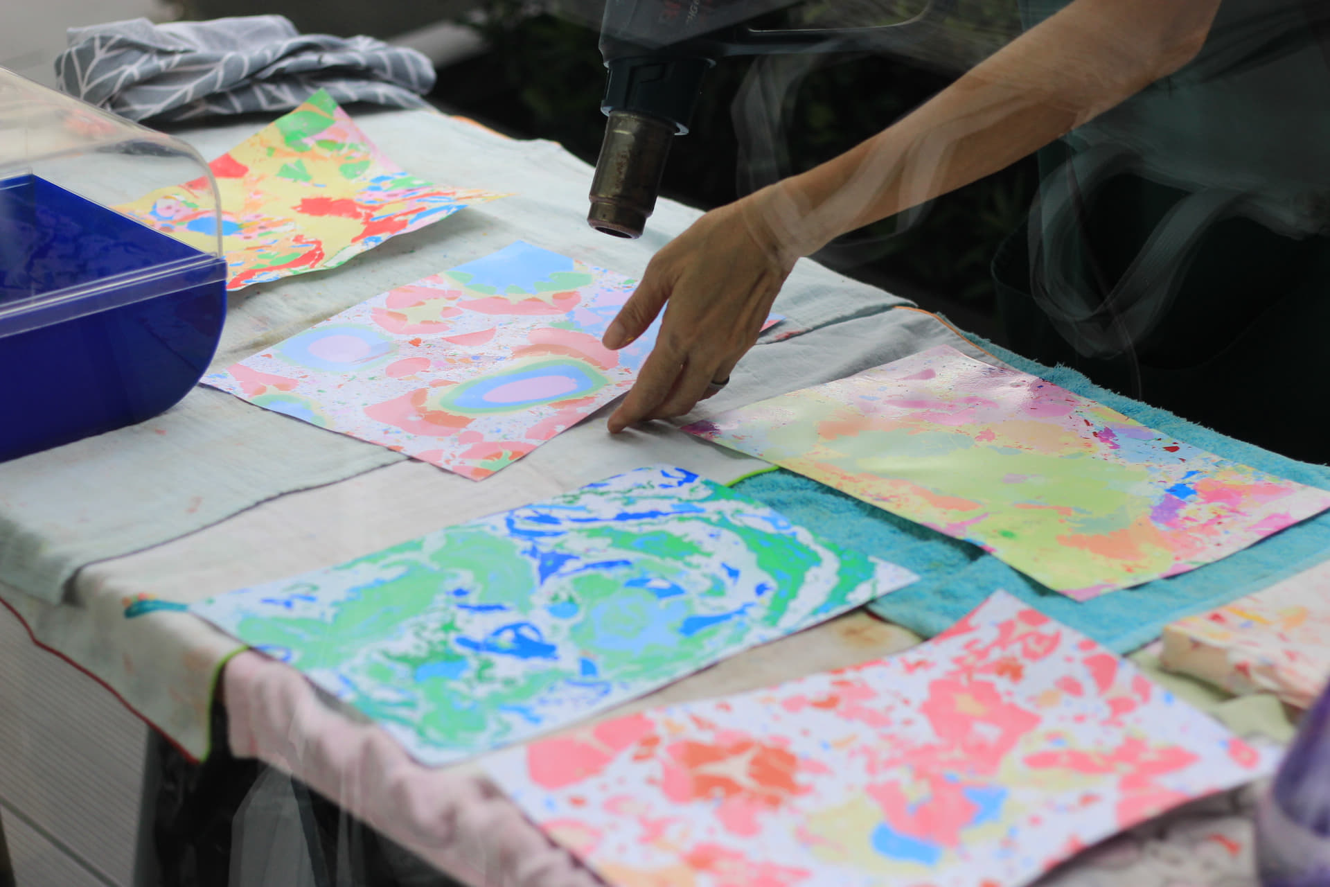 Marbling Art Workshop – การเดินทางของสีและสายน้ำ