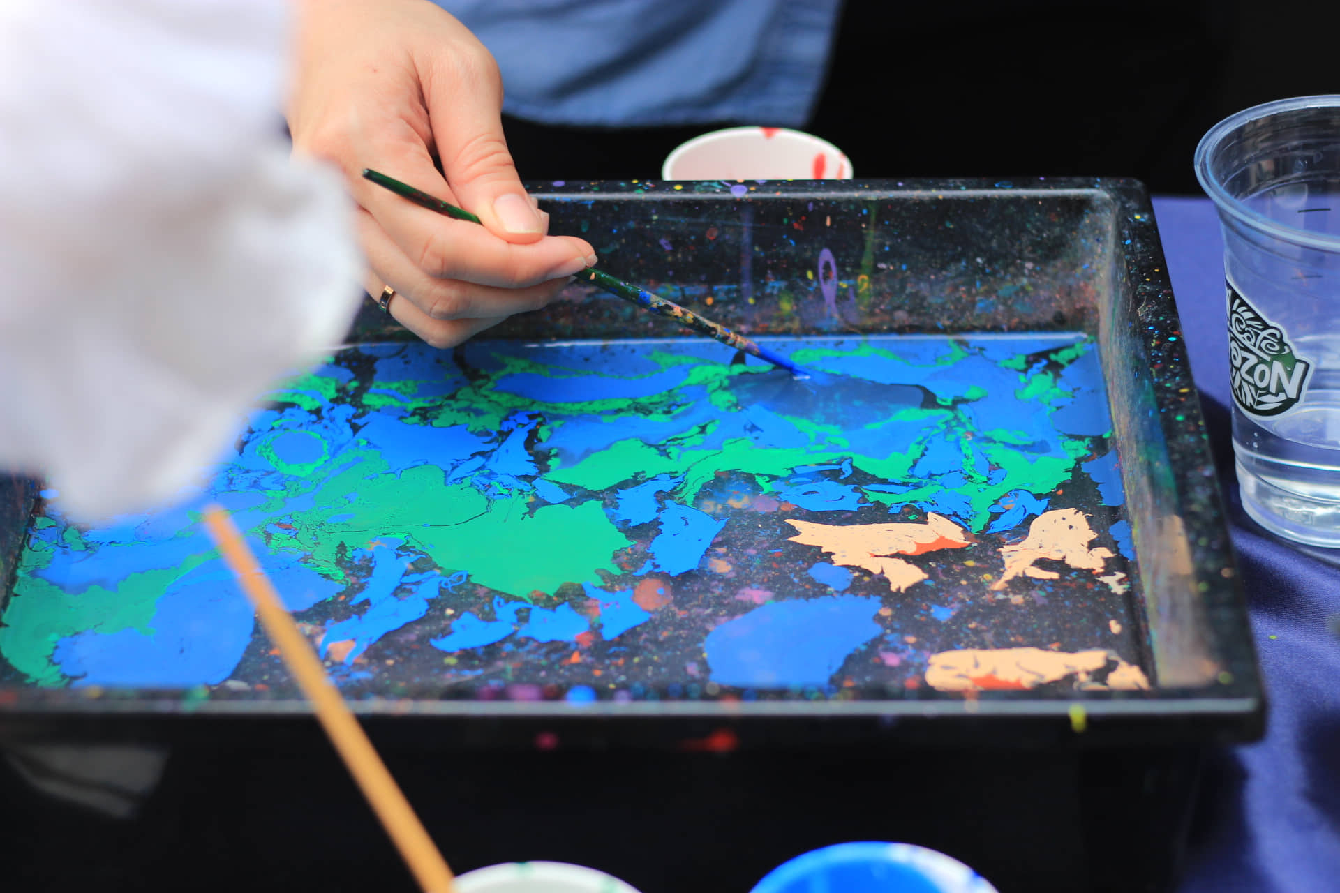 Marbling Art Workshop – การเดินทางของสีและสายน้ำ