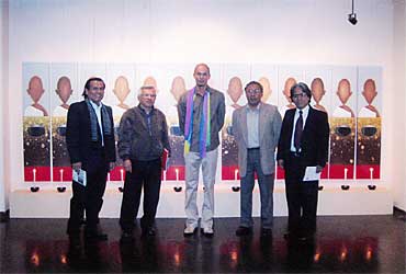 Morrakot Naksin, 2005 Galeria de Arte Ryoichi Jinnai, The Lima, Peru.