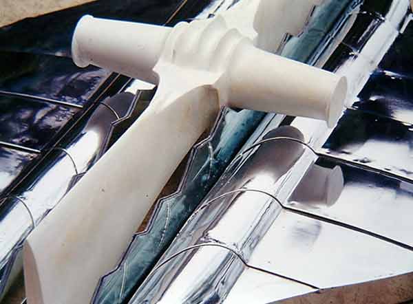 Work : Wing of balance No.2, 2002